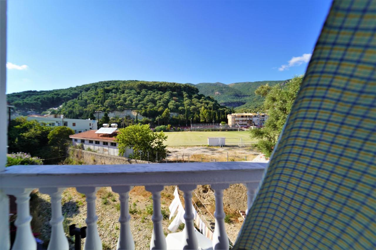 Antigoni Apartments Parga Bagian luar foto
